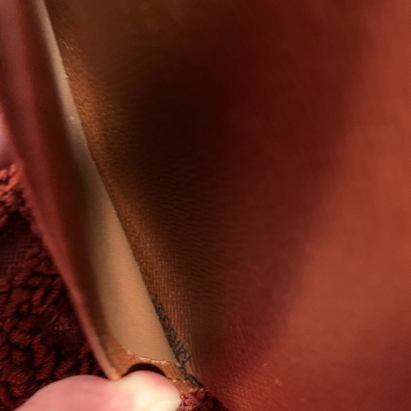 Authentic LV monogram Short coin wallet - Picture 13 of 16